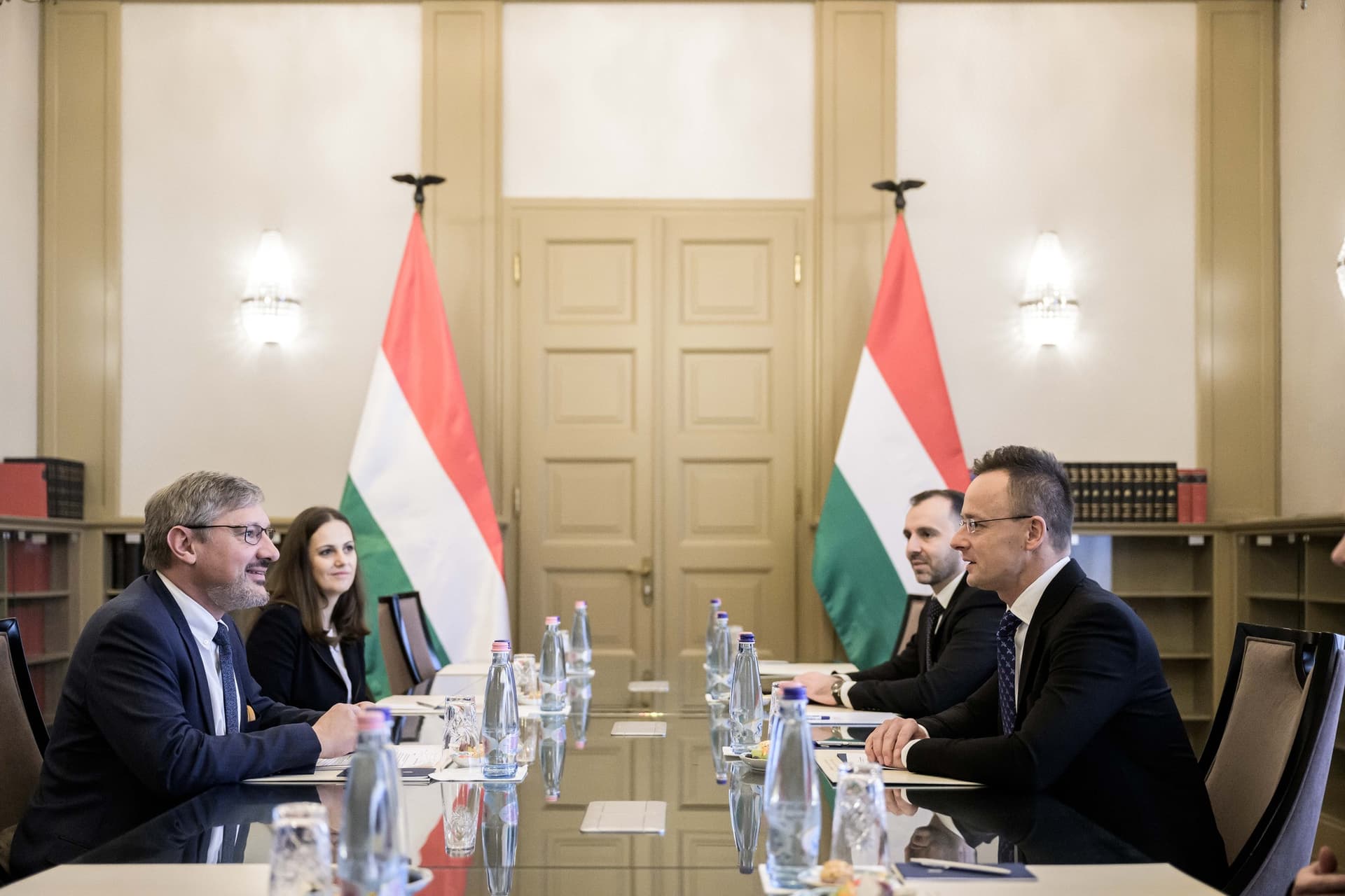 Az ExxonMobillal tárgyalt Szijjártó Péter