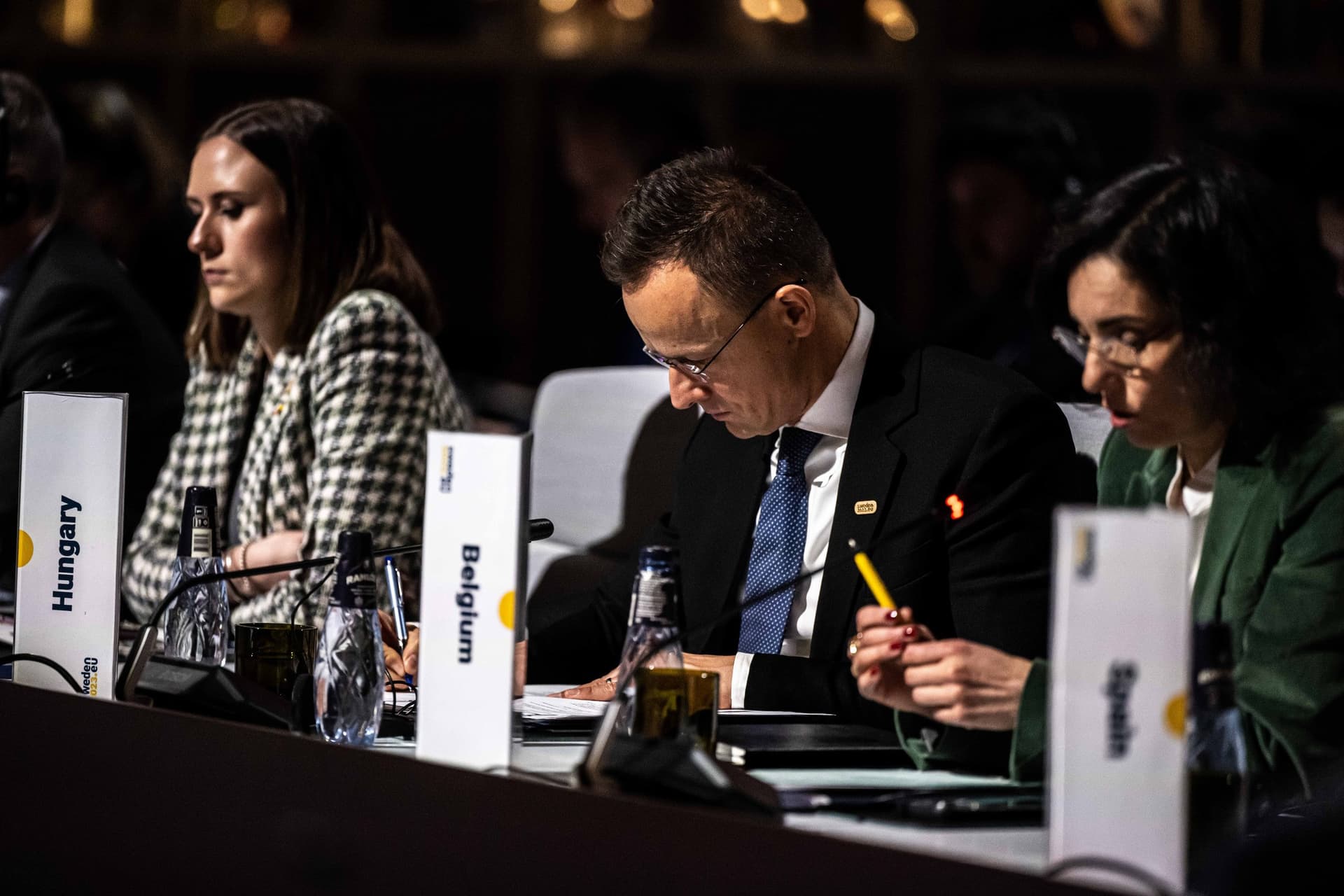 Szijjártó Péter: Most kell észnél lenni!