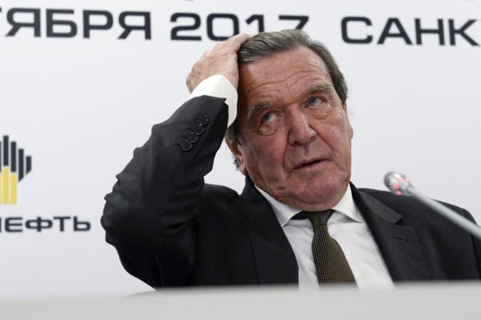 Orbán Balázs: Gerhard Schröder békekezdeményezést javasol a szövetségi kormánynak