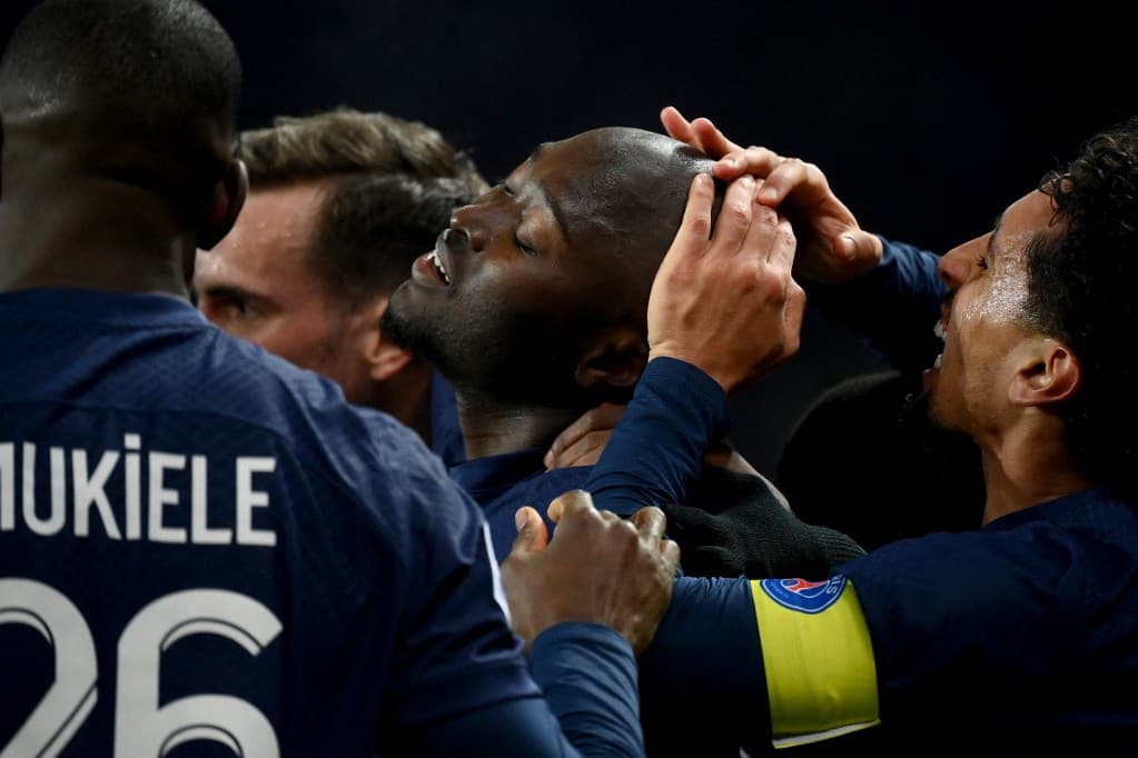 Ritkán látott bravúrra lenne szüksége Münchenben a PSG-nek