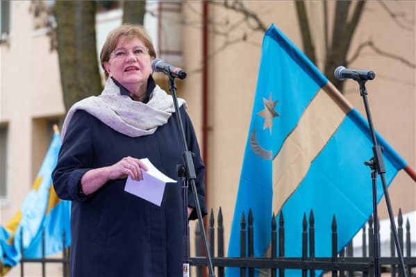 „A béke záloga a hosszú távú stabilitás megteremtése”