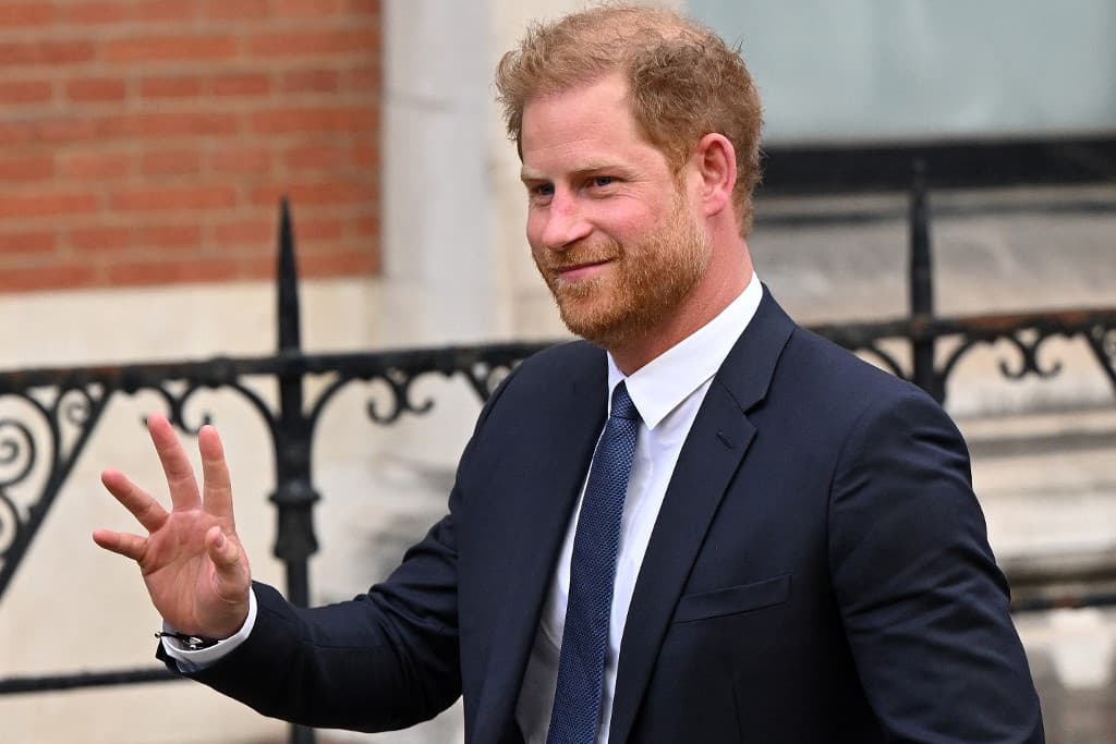 Ennyire hasonlít kisfia Harry hercegre + VIDEÓ