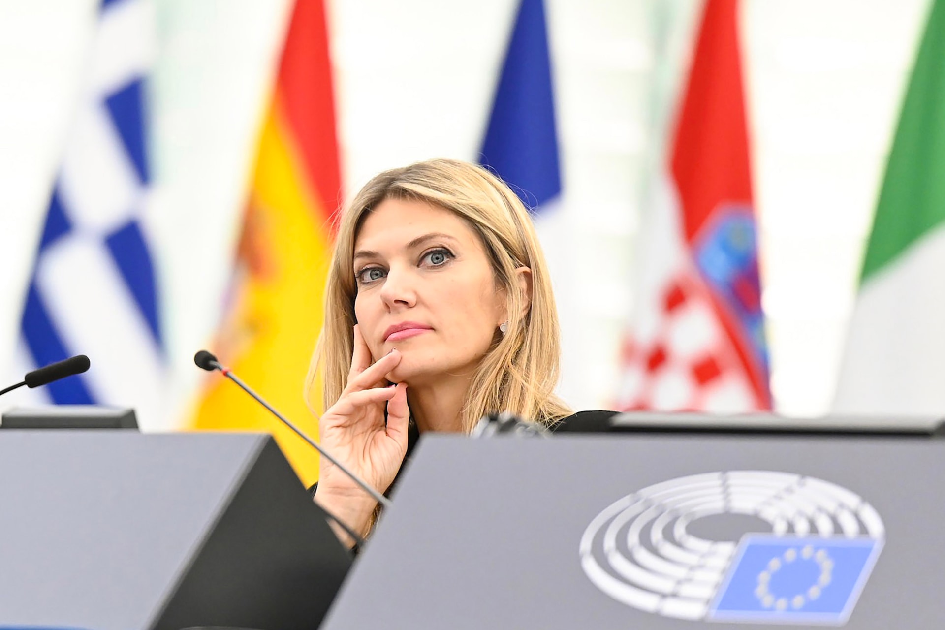 Eva Kaili visszaosont az Európai Parlamentbe