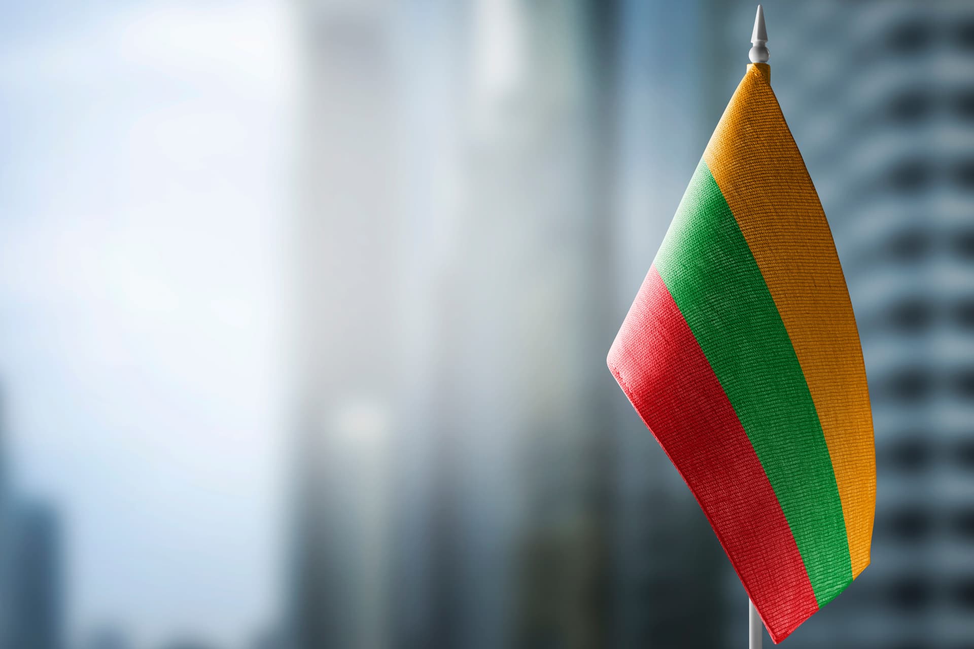 Több száz fehérorosz és orosz állampolgártól vonja meg az állandó tartózkodási engedélyt Litvánia