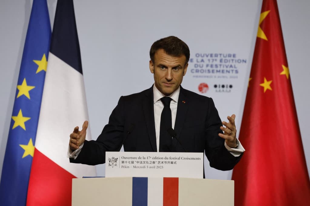 Emmanuel Macron: Európának el kell kerülnie Kínához fűződő kapcsolatainak erodálódását