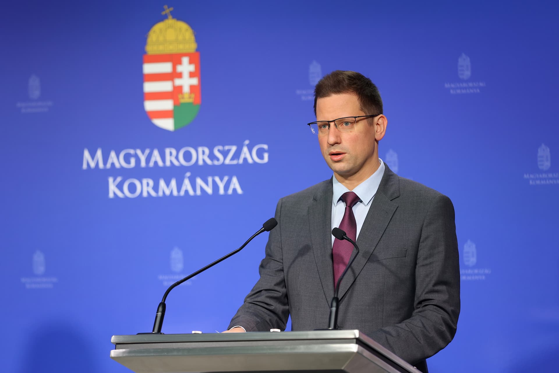 Gulyás Gergely: Minden forrás rendelkezésre áll, hogy a rezsicsökkentés fennmaradjon