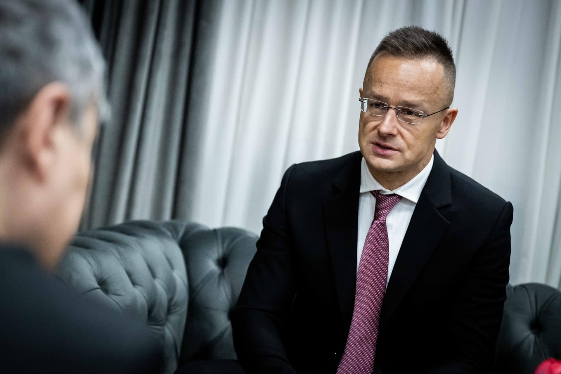 Szijjártó Péter: 2030-ra megépül a negyedik gyorsforgalmi útkapcsolat is Magyarország és Románia között + VIDEÓ
