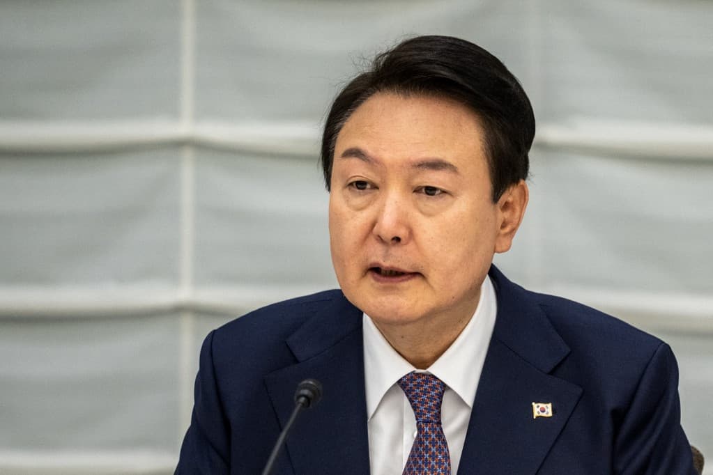 Továbbra is hallgat az őrizetbe vett dél-koreai államfő
