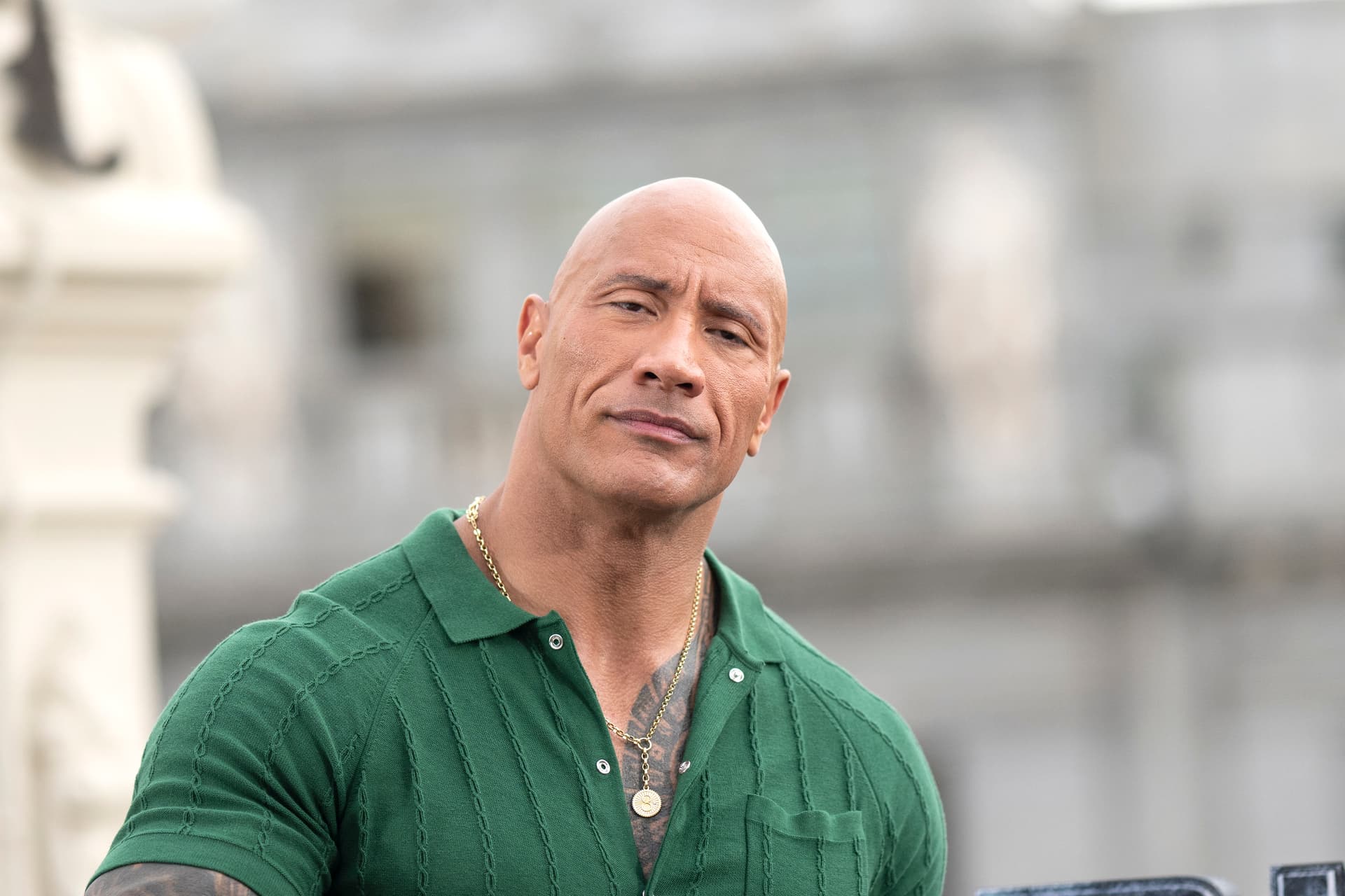 Dwayne Johnson házat vett a nehéz sorsú ketrecharcosnak + VIDEÓ