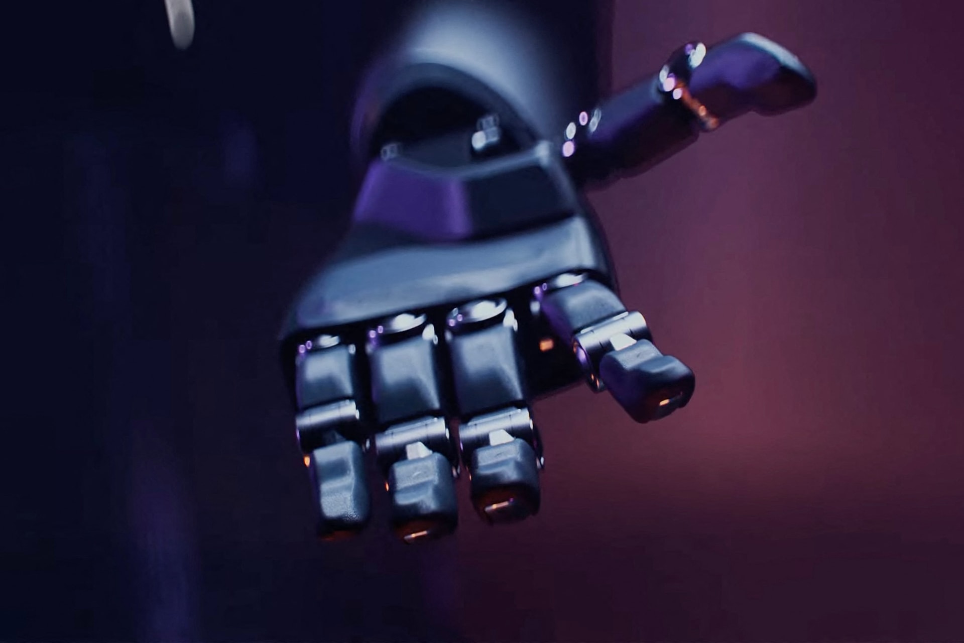 Elkészült Főnix, a robot, amit valóban emberszerű képességekkel ruháznak fel