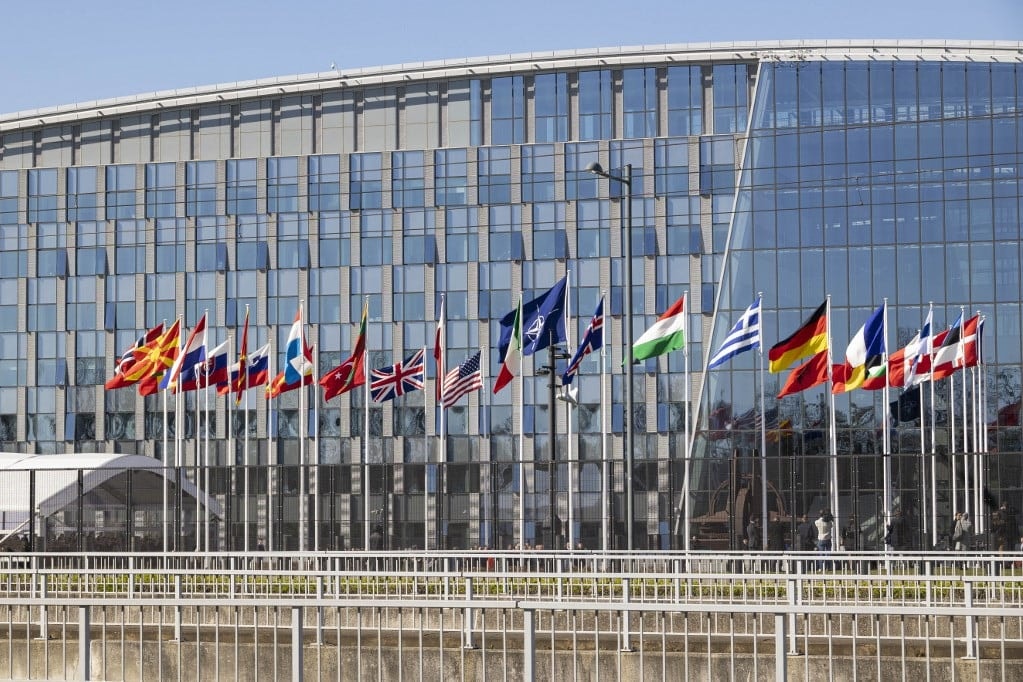 NATO: Ukrajna a tagságért cserébe területeket adhatna Oroszországnak