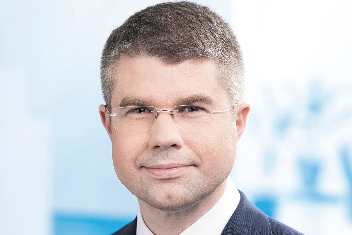 Ágh Péter: Már az óvodásoknál el kell kezdeni a közlekedésre való nevelést