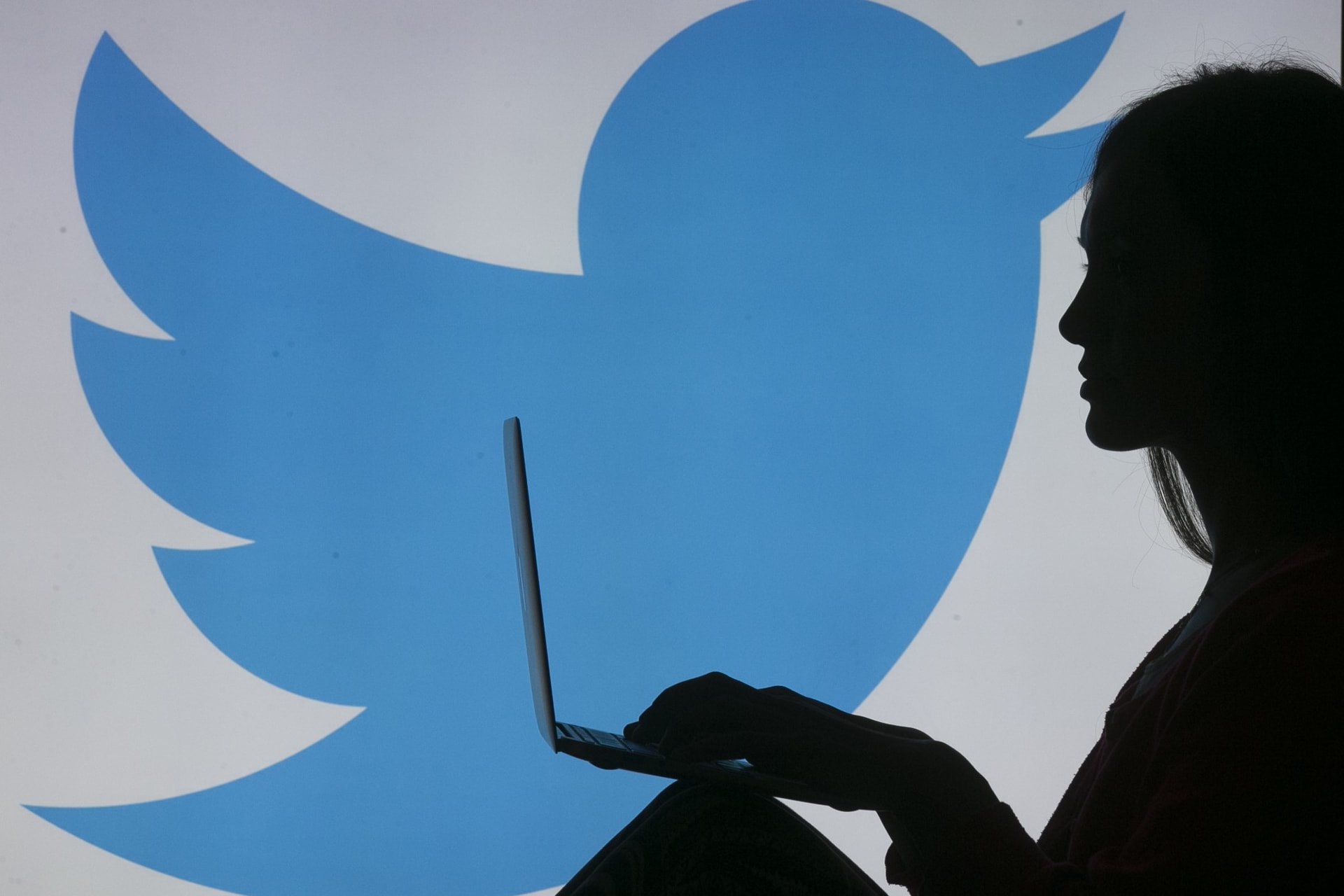 Vigyázzon, törlődhet a Twitter-fiókja!