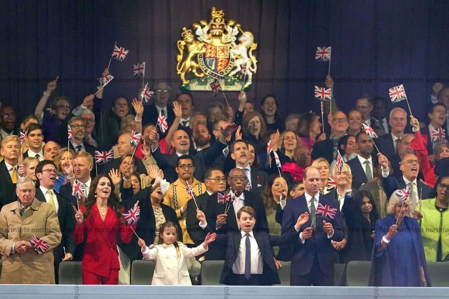 Szuperkoncerttel ért véget a brit uralkodó koronázását ünneplő rendezvénysorozat