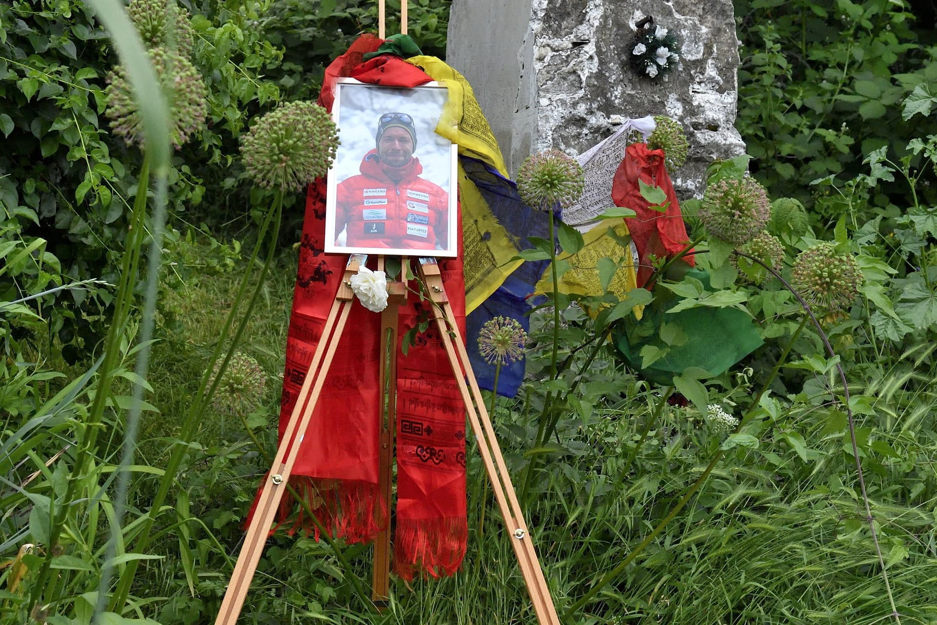 Csendes főhajtás Suhajda Szilárd emlékére