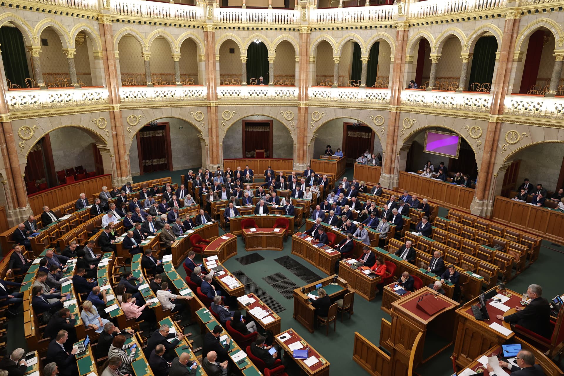 Rétvári Bence: Le kell venni az „osztályharcos szemüveget”, és a gyerekek szemszögéből kell nézni a javaslatot!