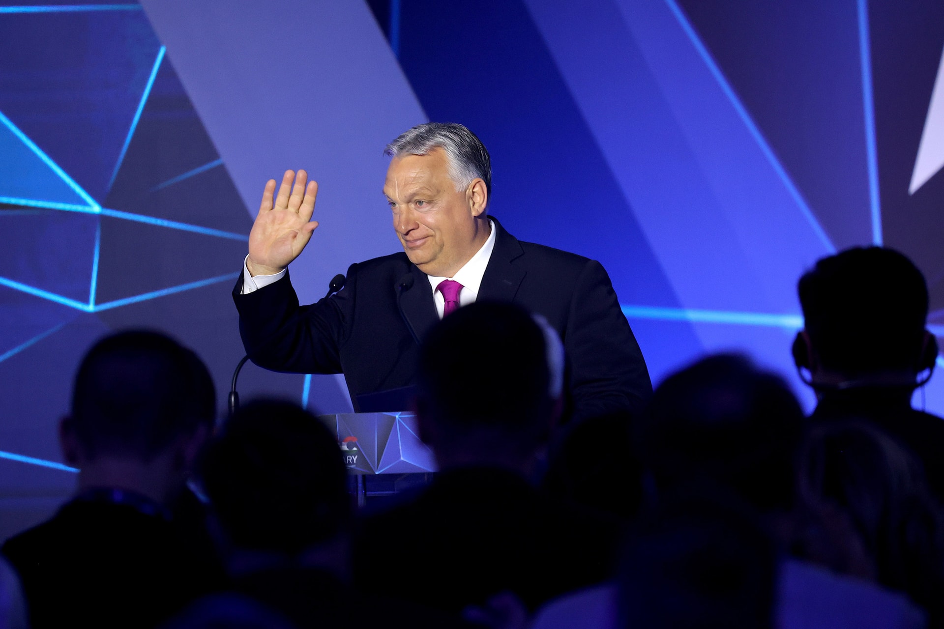 Orbán Viktor: Hazánkban van a liberális vírus ellenszere + GALÉRIA + VIDEÓ