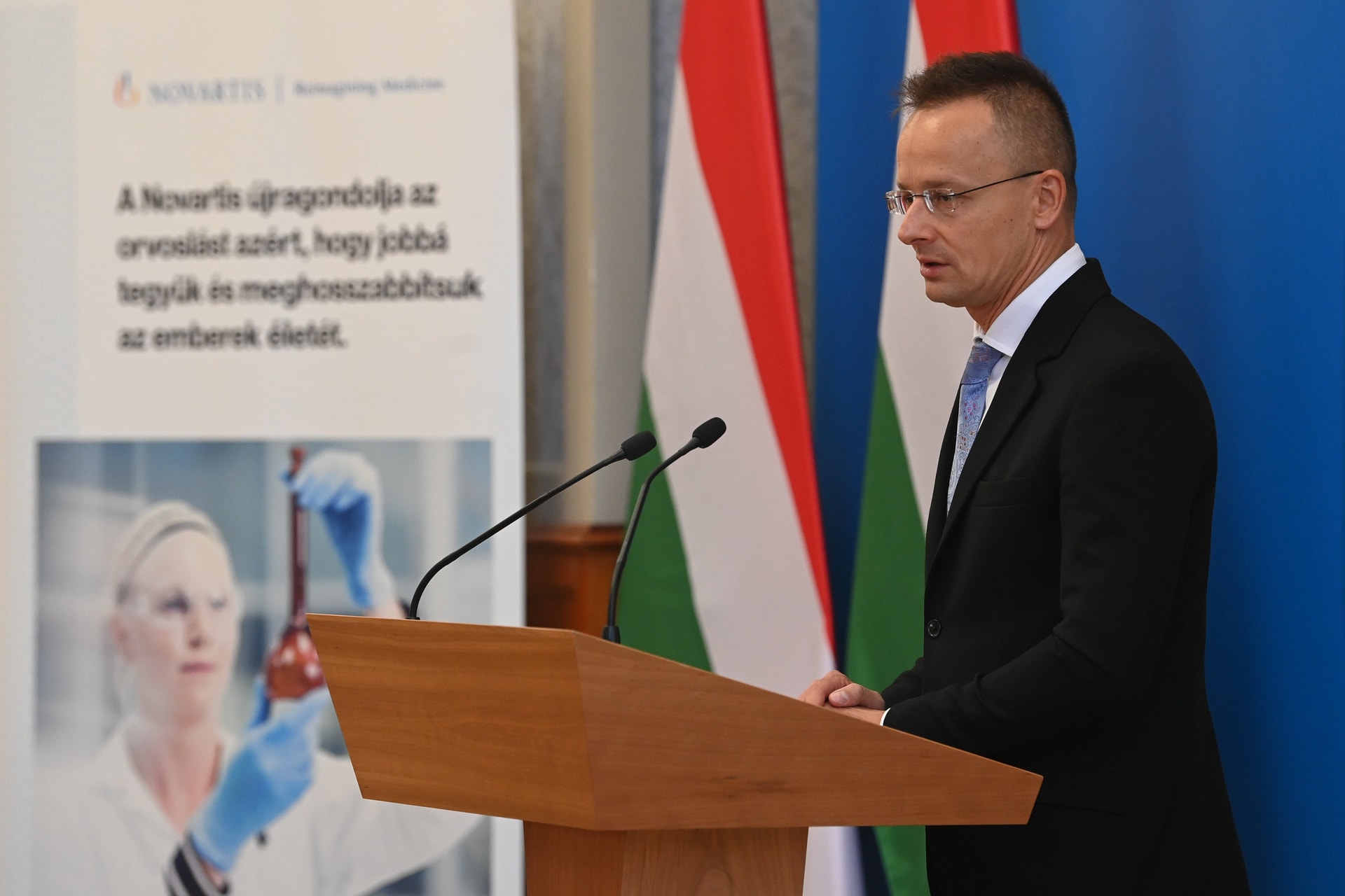 Szijjártó Péter: Tíz év alatt duplájára nőtt a magyar gyógyszeripar teljesítménye