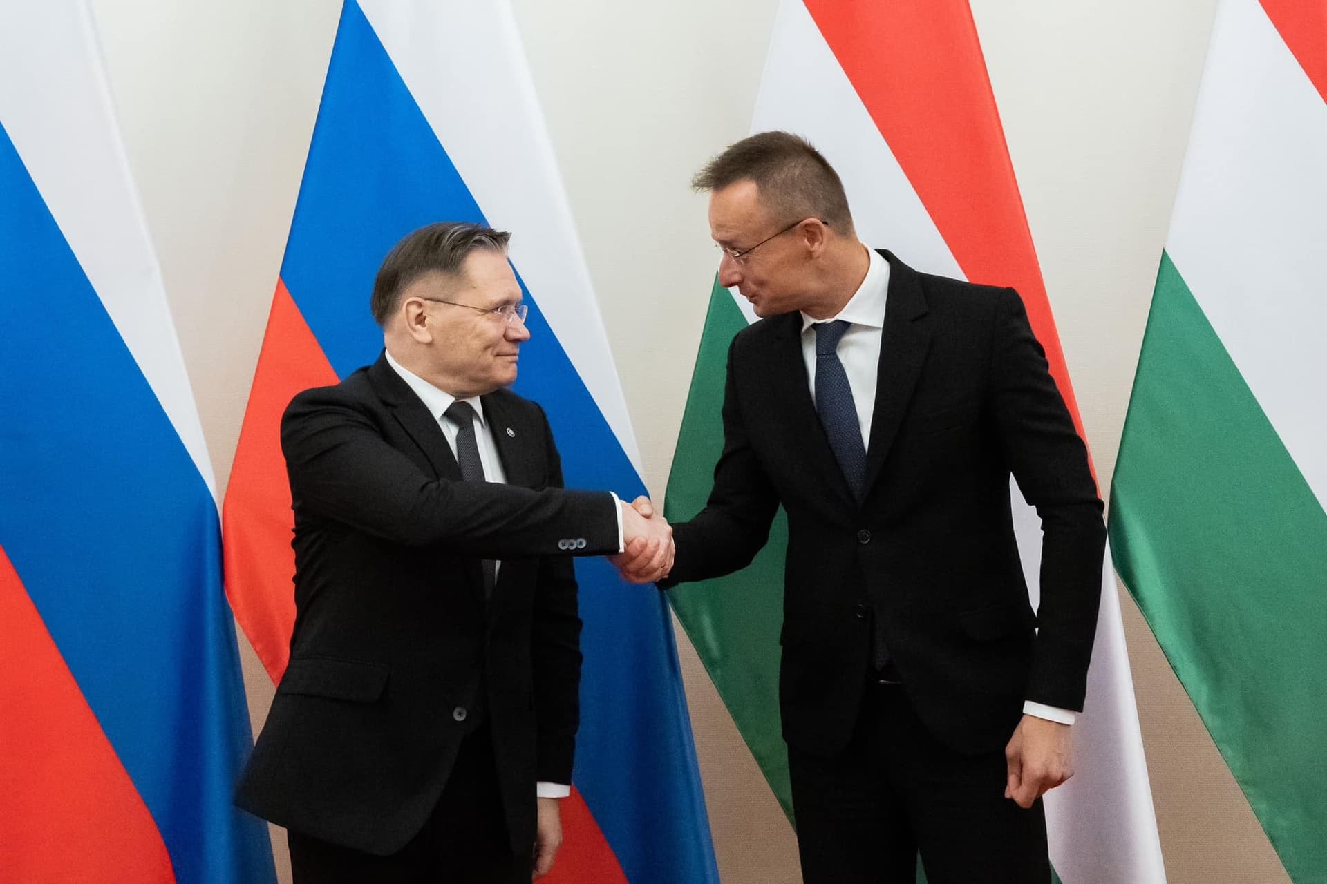 Szijjártó Péter: Hamarosan megkezdődnek a paksi bővítés újabb fontos előkészítő munkálatai + VIDEÓ