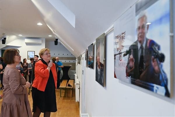 Szili Katalin: Duray Miklós a nemzet lelkiismerete volt