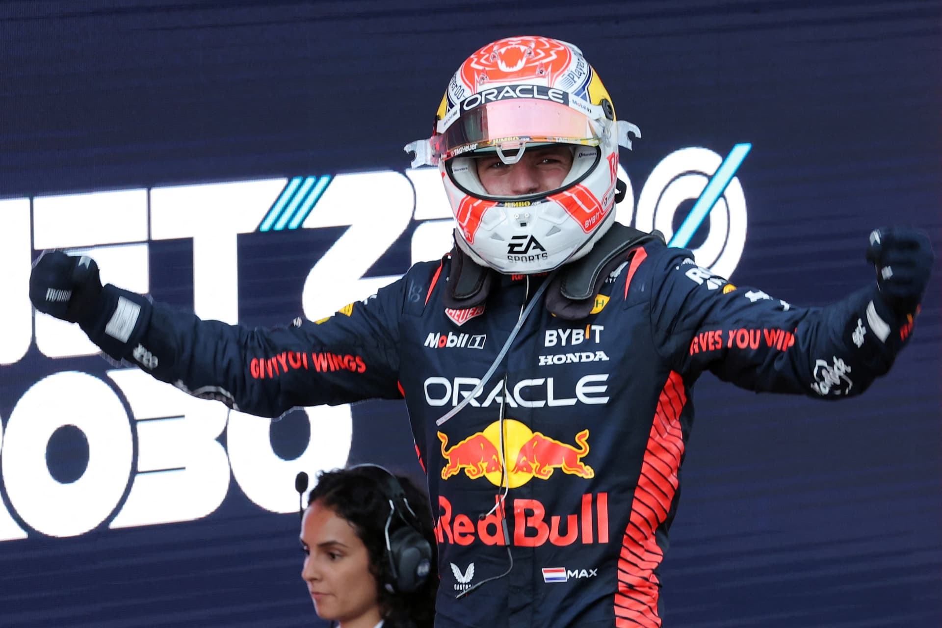 Verstappen Silverstone-ban is legyőzhetetlen volt