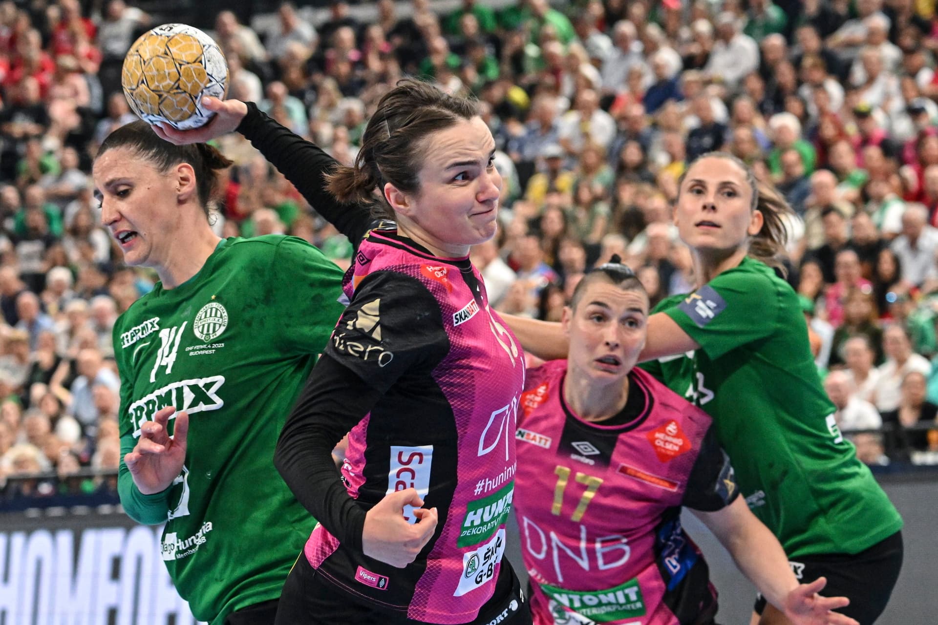 Női kézilabda Bajnokok Ligája: a Győr és a Ferencváros is adott játékost az év csapatába,