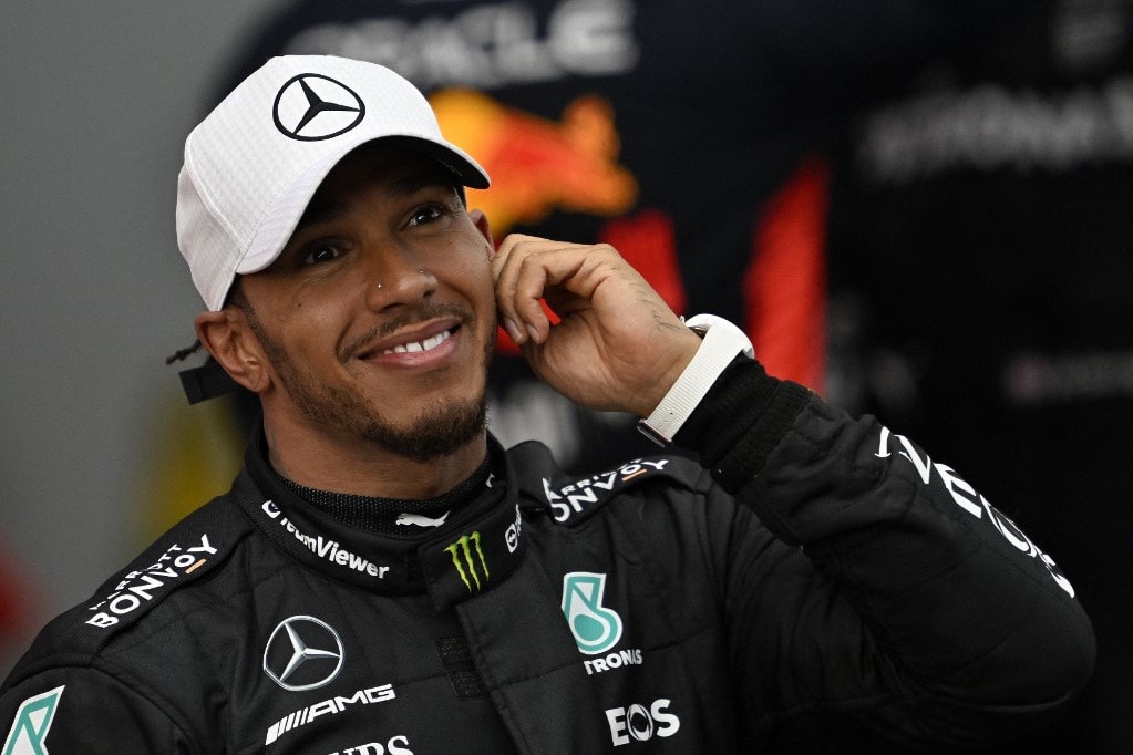 Hamilton napokon belül hosszabbíthat a Mercedesszel