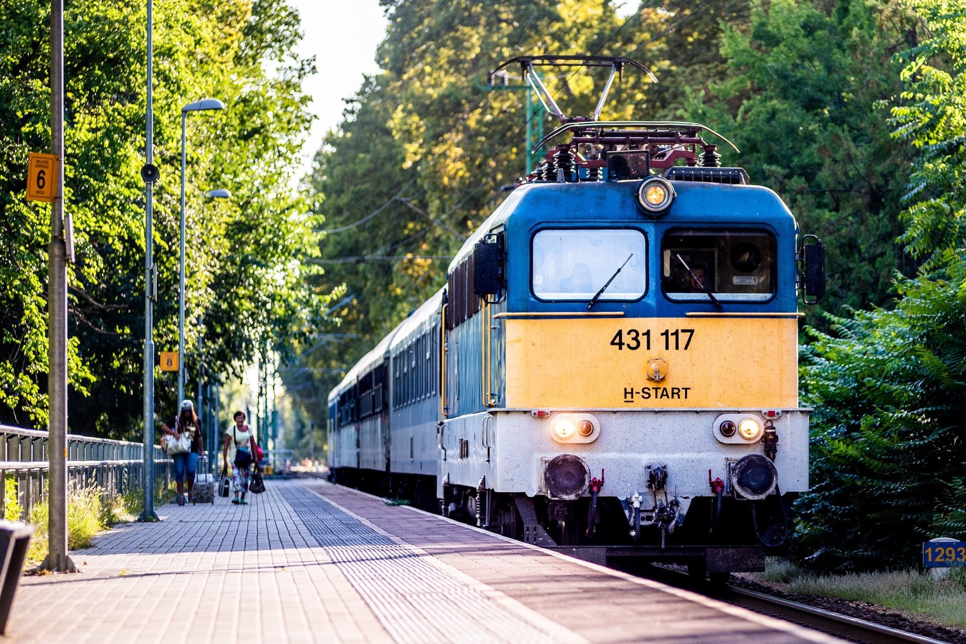 Mávinform: Több vonalon megindult a vonatforgalom