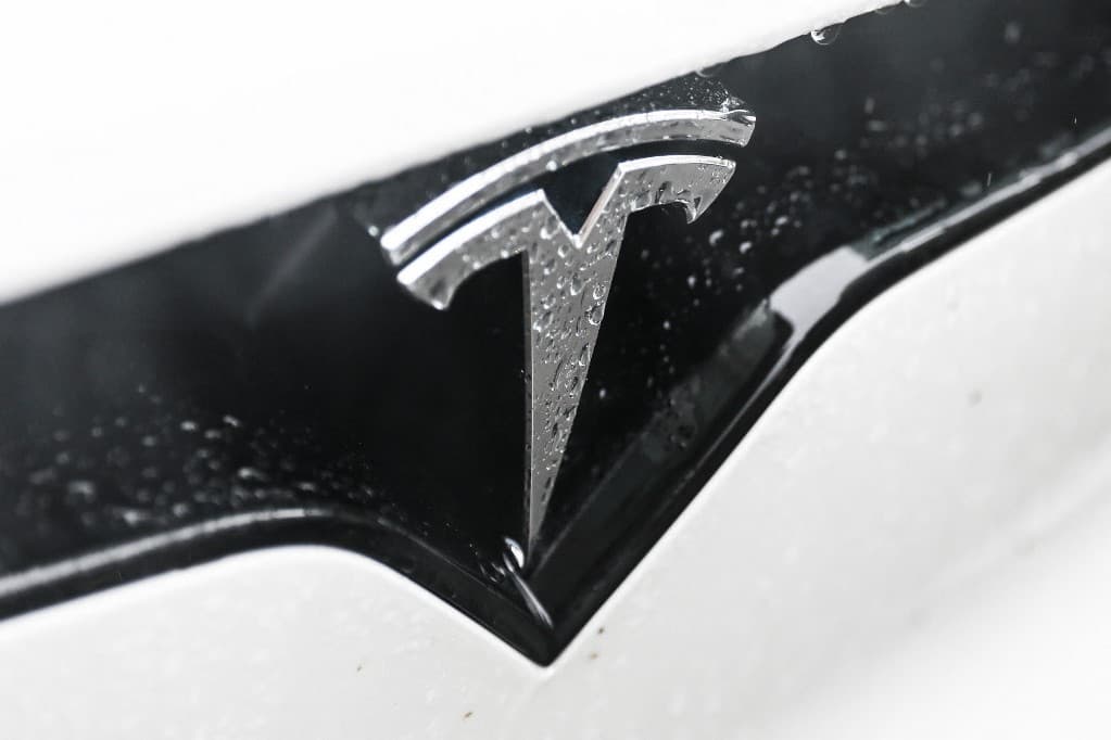 Eladási rekordot ért el a Tesla a második negyedévben