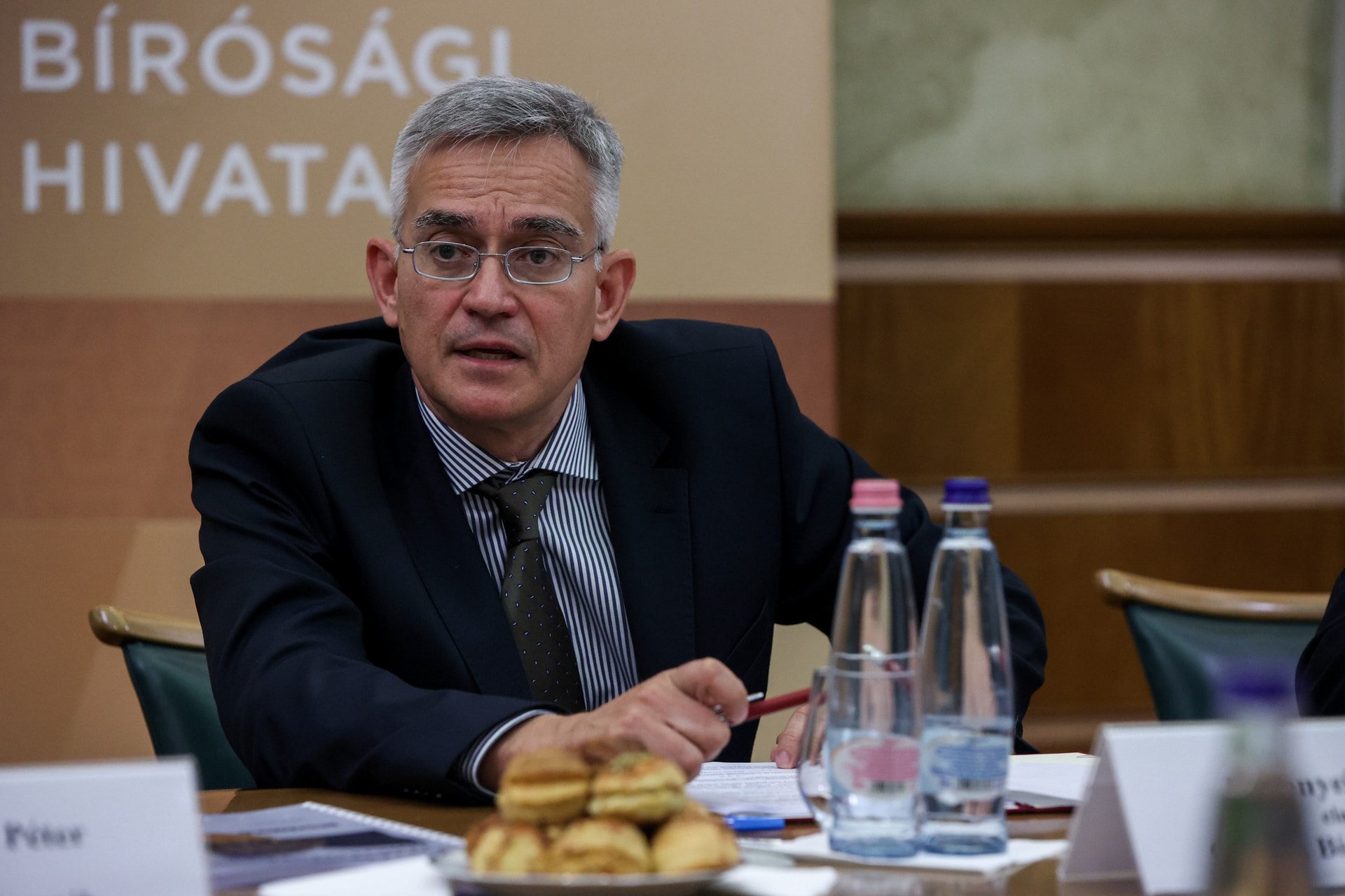 Senyei György szerint a mesterséges intelligencia nem fenyegeti az ügyvédi munkát