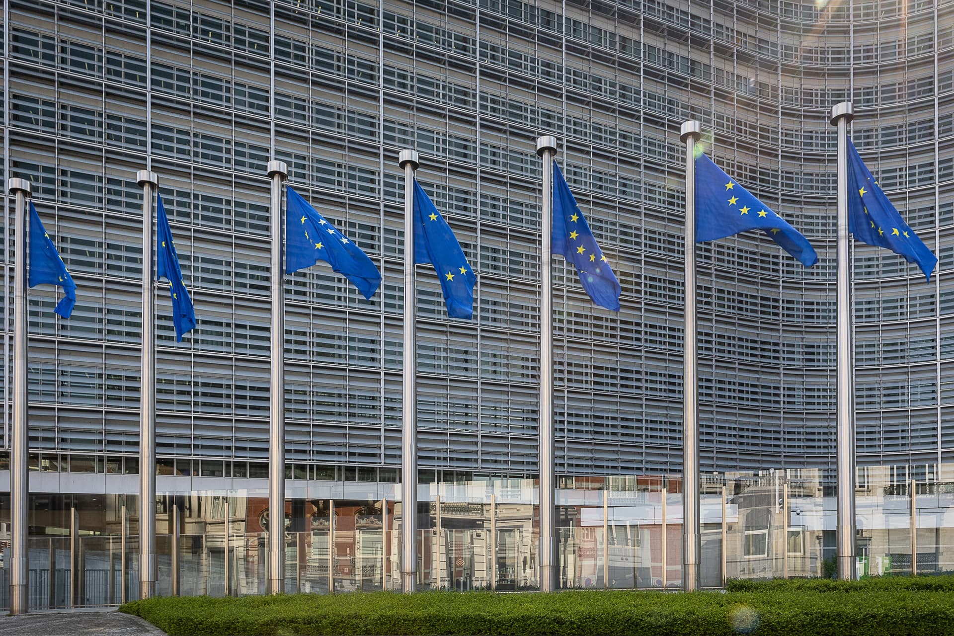 Az Európai Bizottság további 1,5 milliárd euróval támogatja Ukrajnát