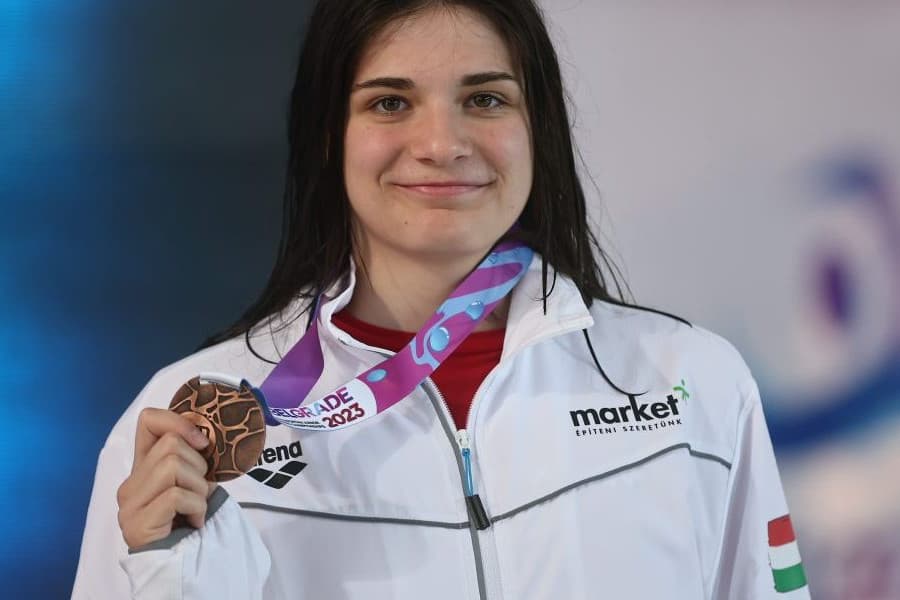 Két bronzérem a junior úszó Eb utolsó előtti napján
