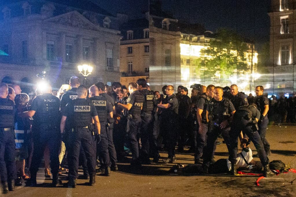 Migránslázadás: Már lincselnek a bevándorlók Franciaországban