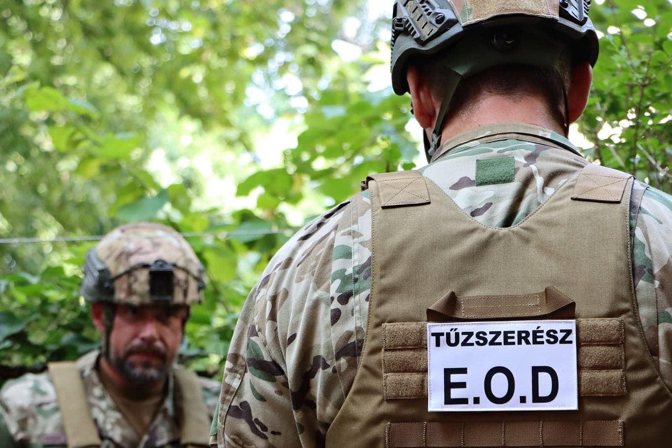 Aknavetőgránátokat emeltek ki a tűzszerészek