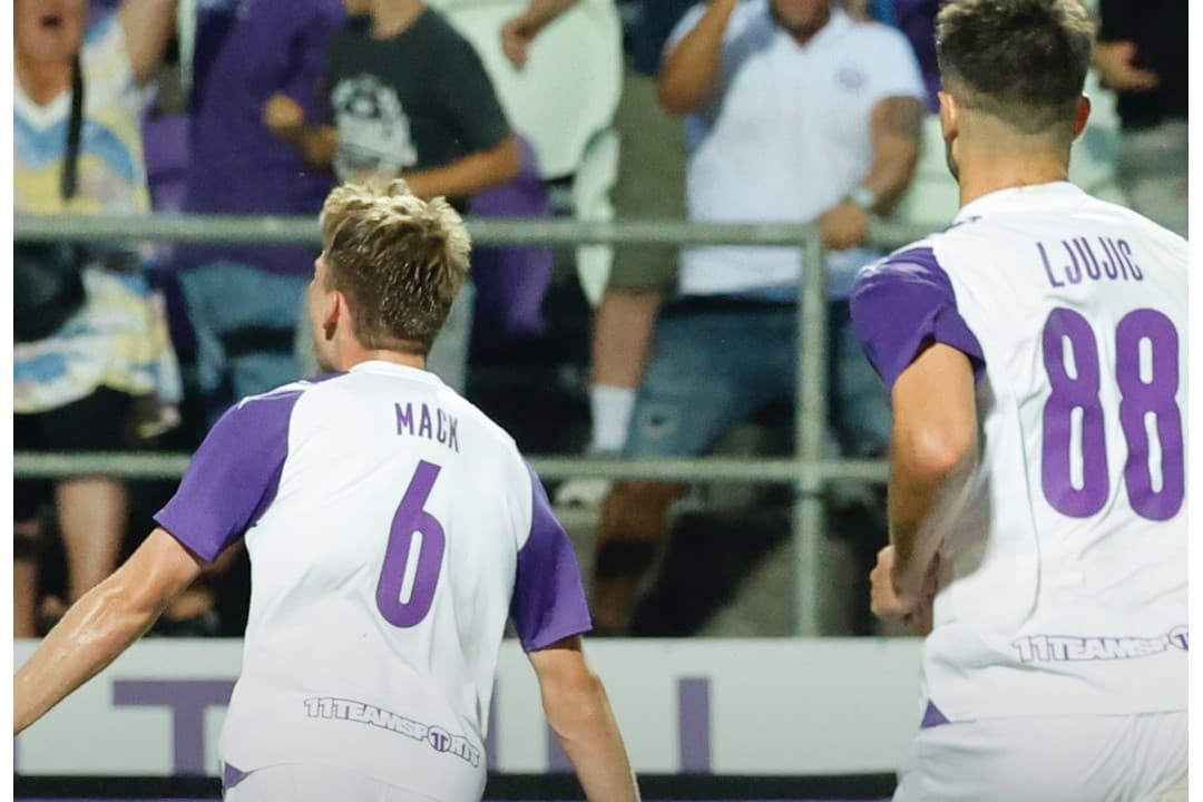 10 emberrel győzte le az Újpest a Fehérvárt