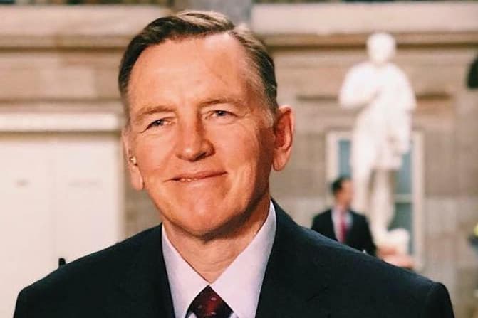 Amerikai republikánus politikus: Az USA a vízummentességi programját fegyverként használta Magyarország ellen