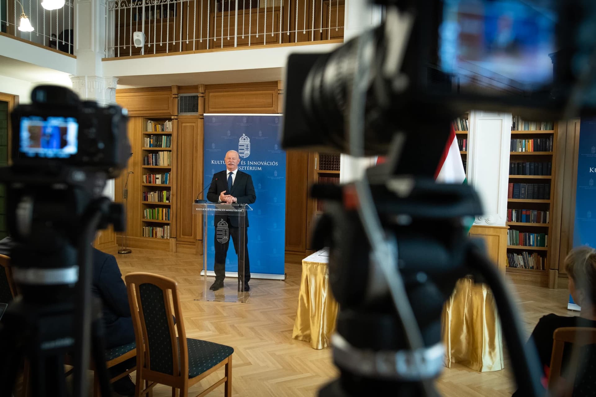 Csák János: 35 milliárd forint keretösszegű pályázat társadalmi egyeztetése indul