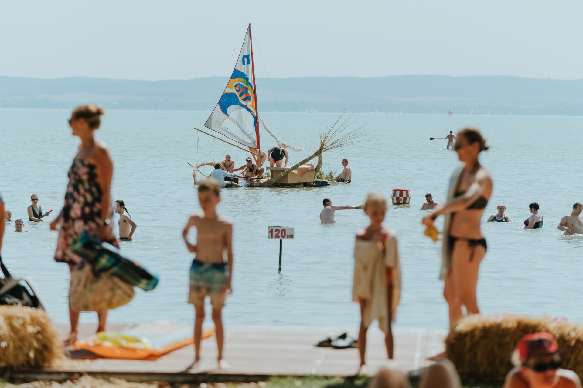 Jelek a Balatonról – tudomány és művészet találkozik a tó partján