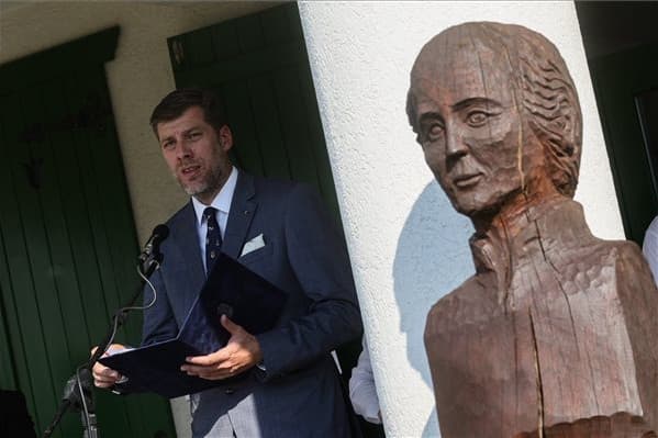 Szilágyi Péter: Kölcseyhez hasonlóan mi is hűek maradunk elveinkhez