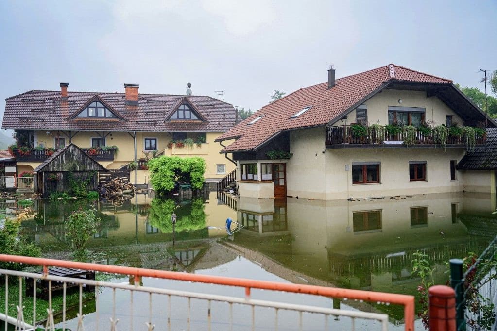 Gyűjtést szervez a Magyar Vöröskereszt a viharkárosultaknak