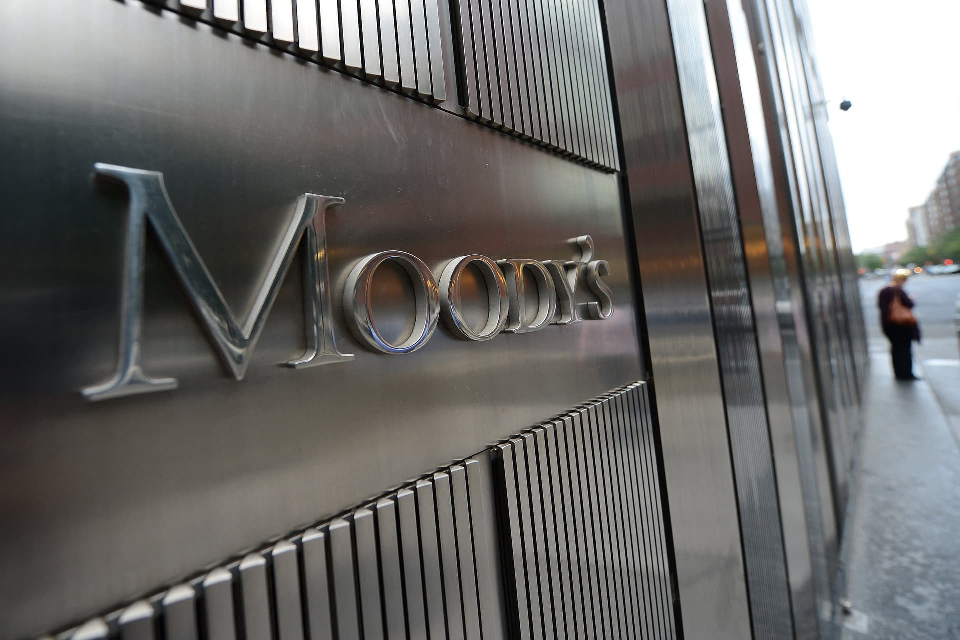Továbbra is befektetésre ajánlja Magyarországot a Moody's