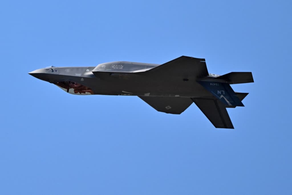 Autópályán landoltak Finnországban a méregdrága F–35-ös vadászgépekkel