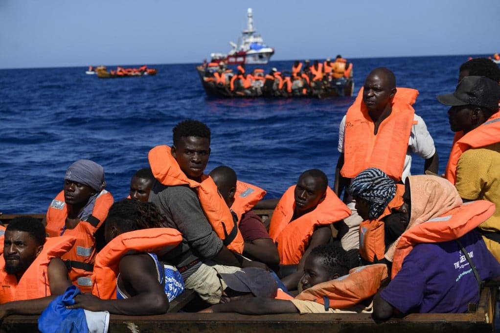 Továbbra is rekordszintű az illegális migráció a Földközi-tenger középső medencéjében