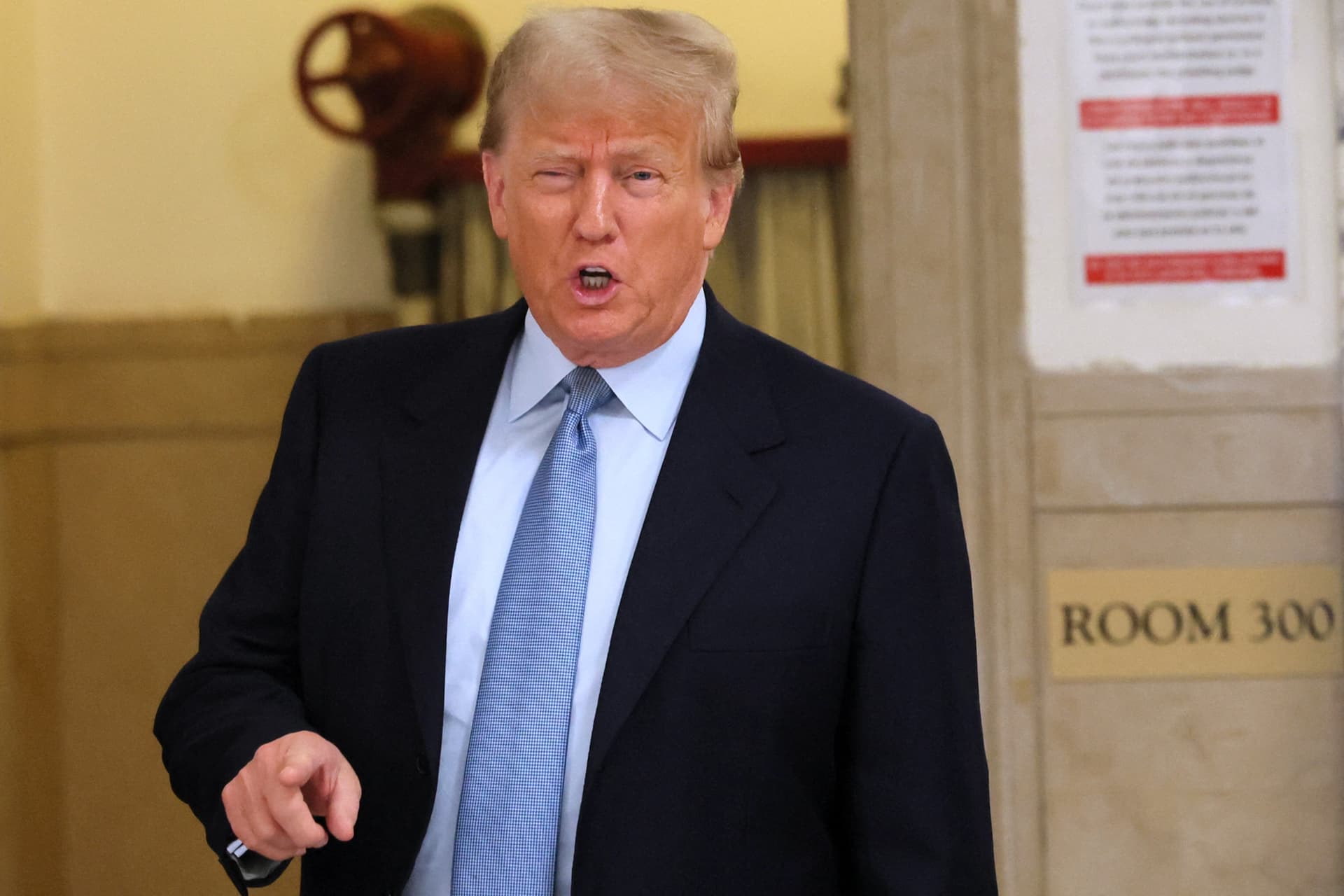 Aggódik a Politico szerzője: ha Trump nyer, az EU-ra marad Ukrajna pénzügyi támogatása