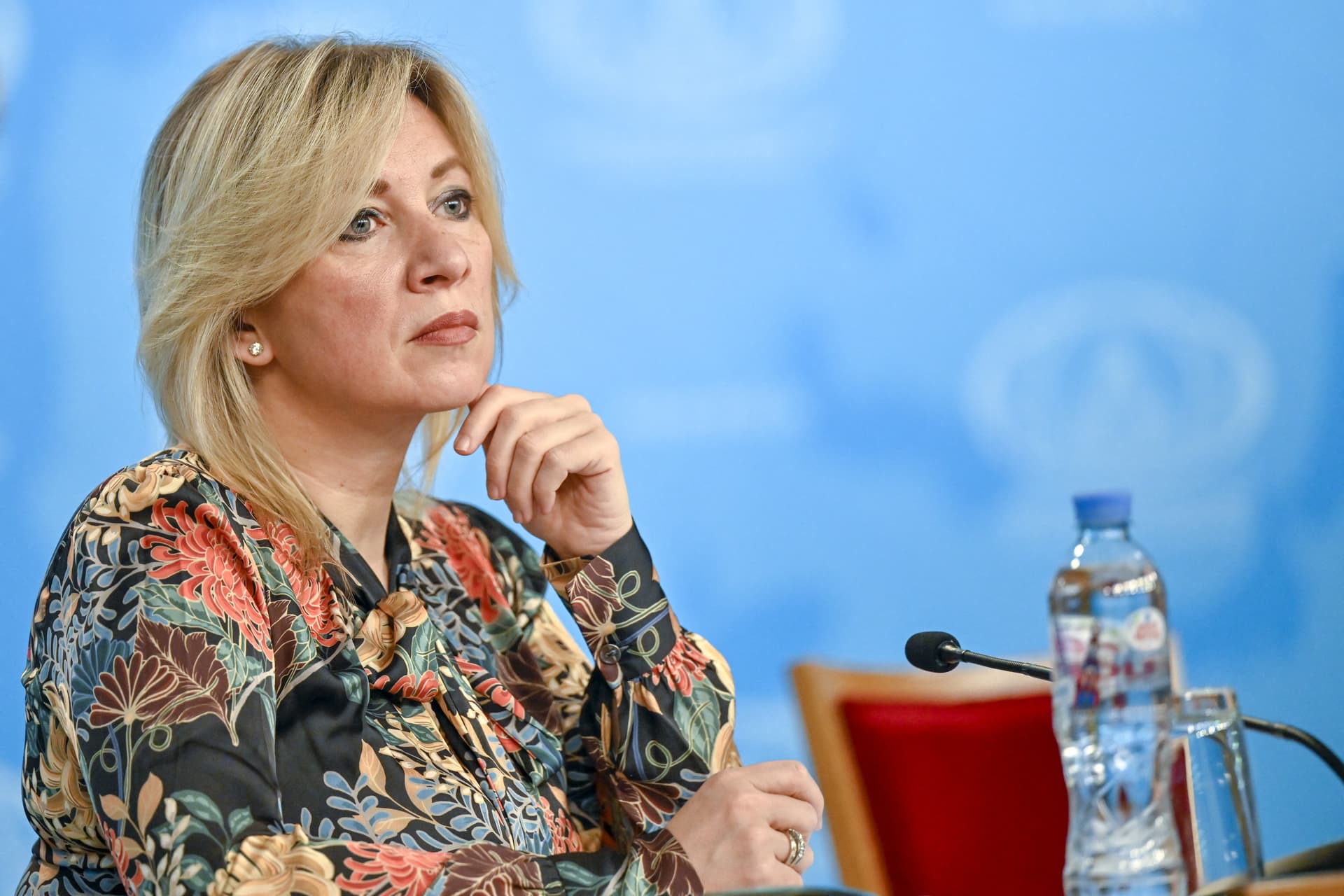 Zaharova: Kijev halott orosz katonák iratait adja el Ausztráliának