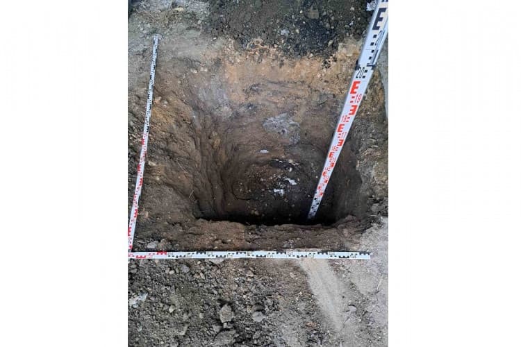 Szalonnasütés után elásták