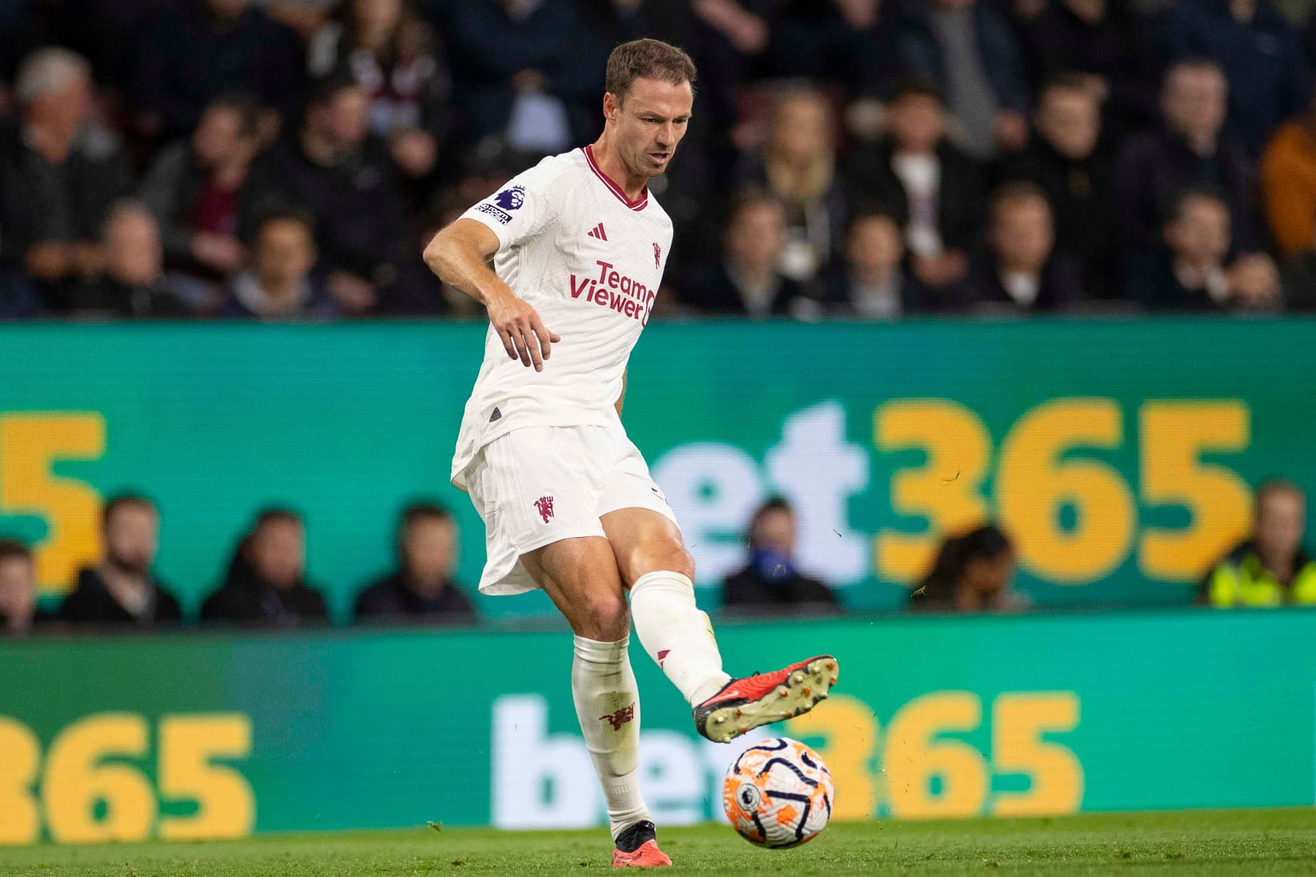 Evansszal bővült a Manchester United sérültjeinek listája