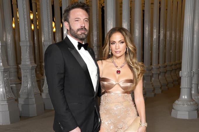 Jennifer Lopez és Ben Affleck elképesztő szettben tűnt fel egy gálán