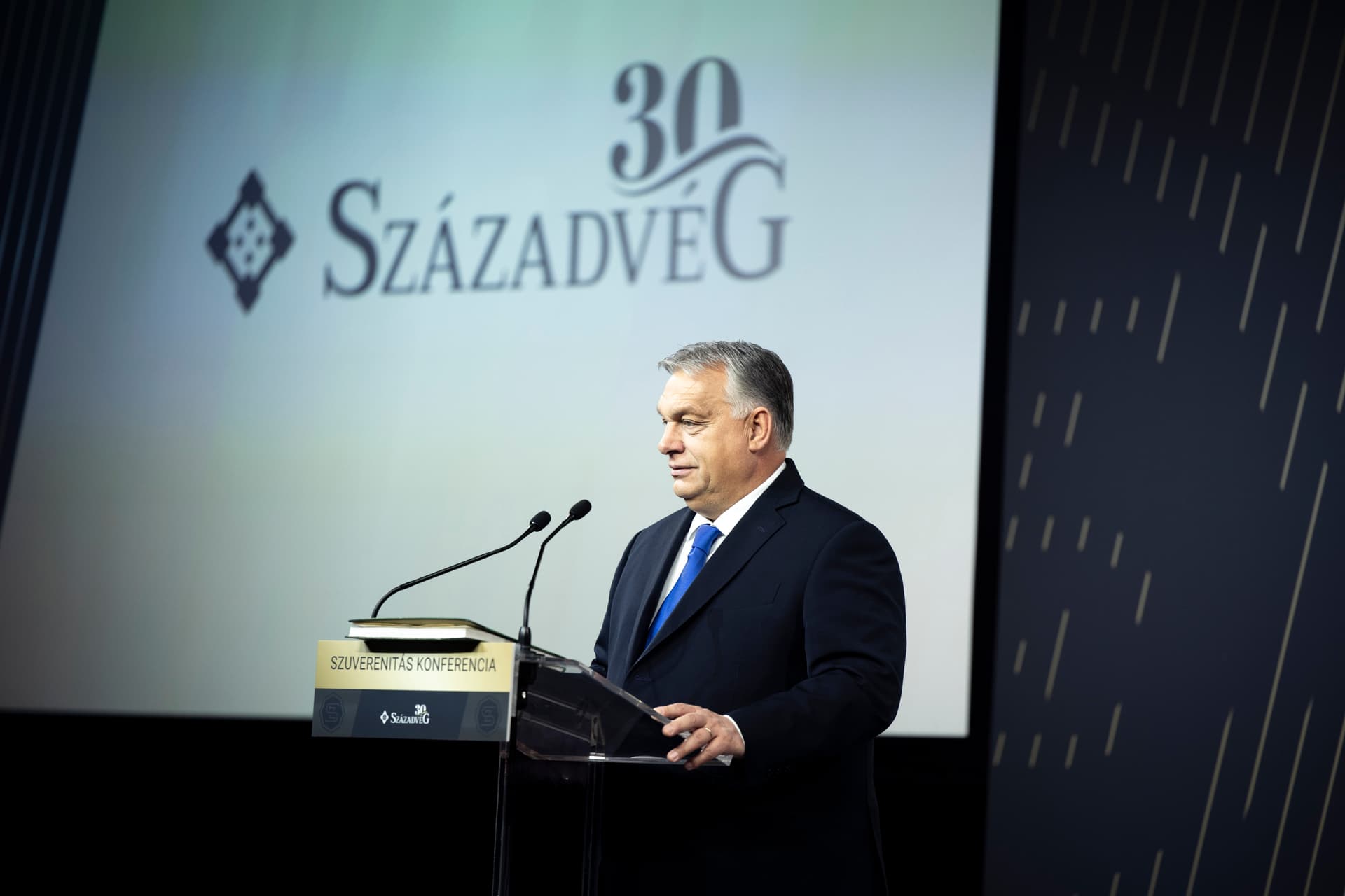 Csak nekünk, magyaroknak az érdekünk, hogy Magyarország szuverén maradjon + VIDEÓ