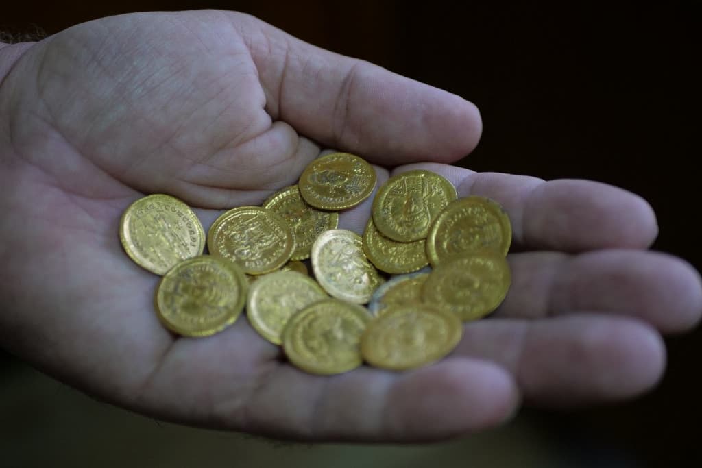 Mintegy 30-50 ezer ókori római érmét találtak Szardínia partjainál